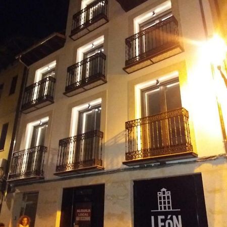 Leon Suite Urban Studios Exterior foto