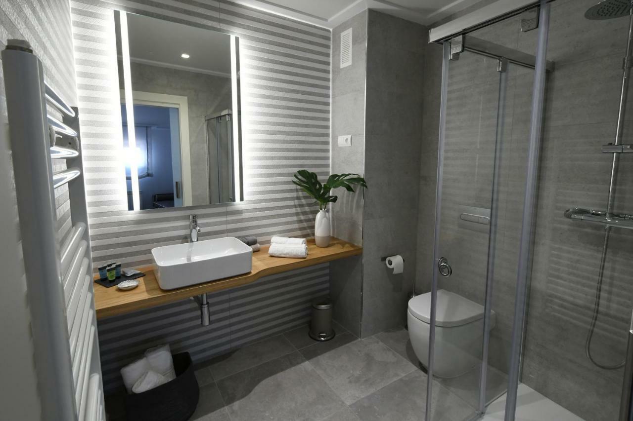 Leon Suite Urban Studios Exterior foto